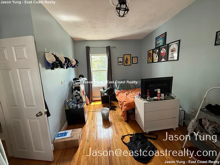 21 Highgate St #1 — Photo 14