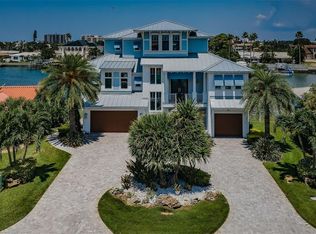 2242 Donato Dr, Belleair Beach, FL 33786