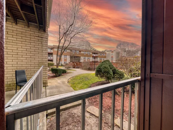 1111 River Road image 8 of 13