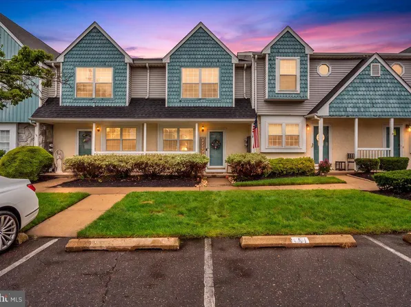 809 Darrett Ct, Sewell, NJ 08080