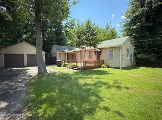 934 Palatka Rd, Louisville, KY 40214