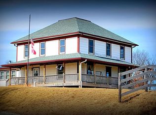 20648 340th St, Oakland, IA 51560