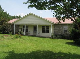 72 Simmons Ln, Purvis, MS 39475