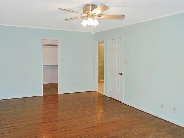 1332 Redwood Cir — Photo 14