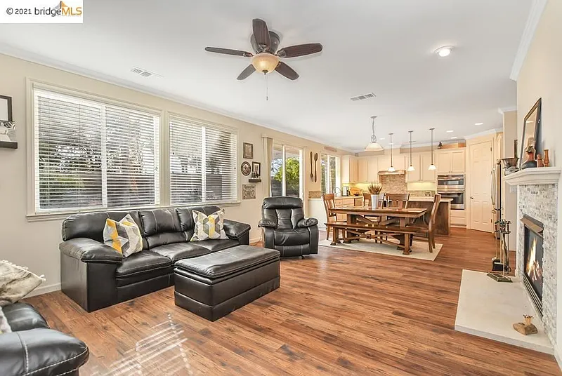 Thumbnail 13