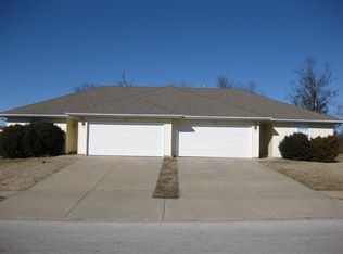 1701 E Windmill Way, Republic, MO 65738