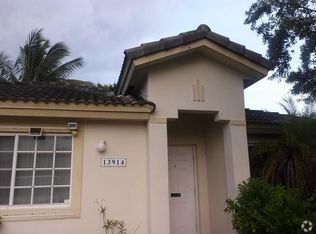 13914 SW 151st Ct, Miami, FL 33196
