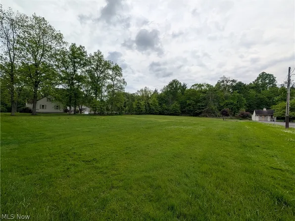 W Western Reserve Rd, Canfield, OH 44406