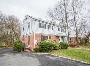 271 Tenafly Rd, Tenafly, NJ 07670