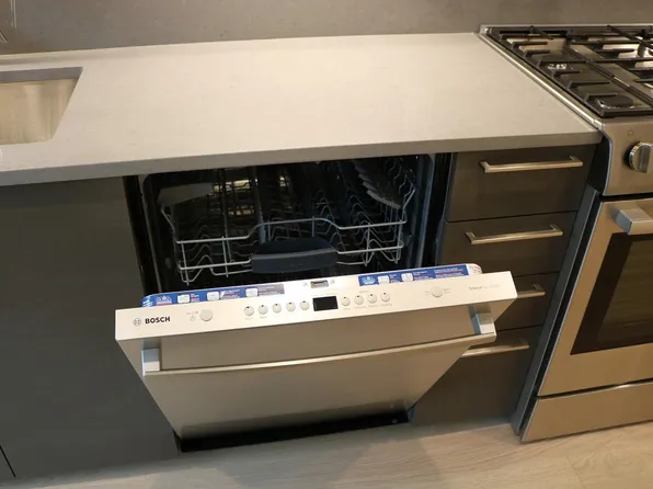 202 Marin Boulevard image 7 of 56