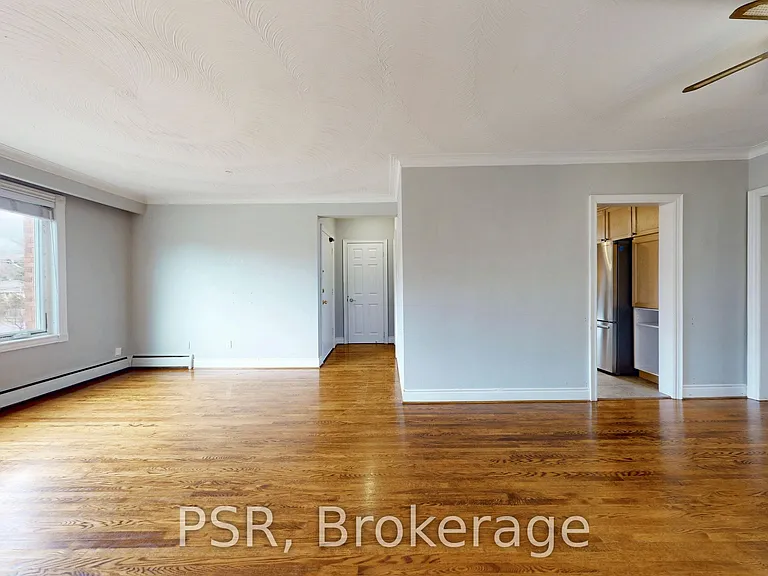 37 Morgan Ave #UPPER — Photo 6
