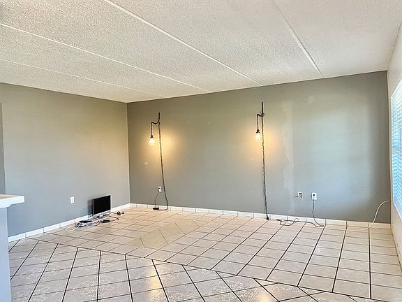 2nd image of 115 E Amberjack St #314