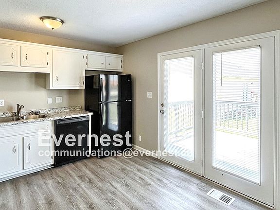 5th image of 1300 Chucker Dr