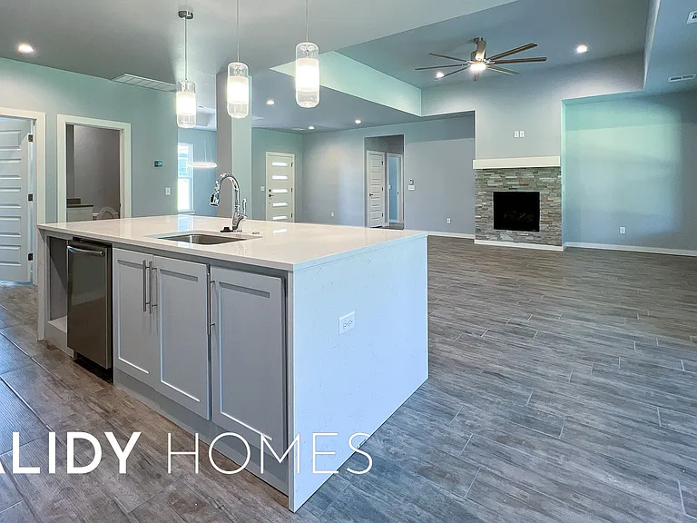 1760 Salma Rd — Photo 6