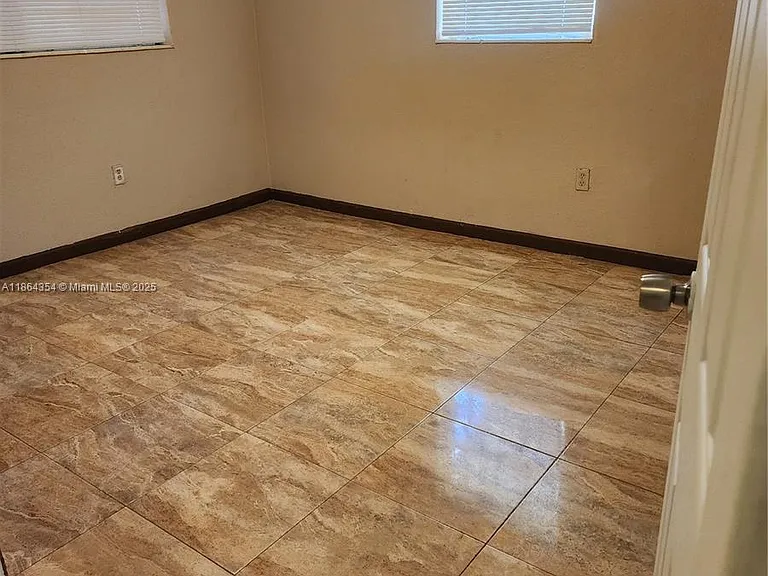 17200 NW 11th Ave — Photo 5