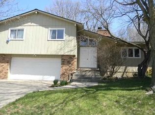 1922 Calvin Ave, Iowa City, IA 52246