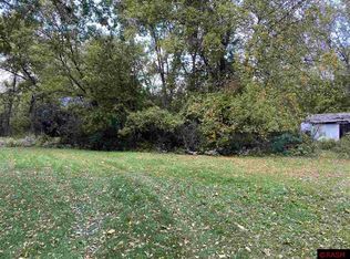 500 W Pleasant St, Garden City, MN 56034