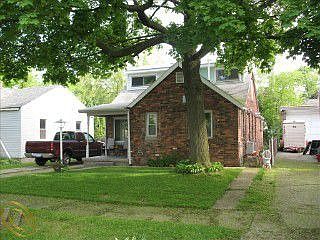 2nd image of 135 W Shevlin Ave