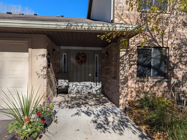 1585 Cohansey St APT 104, Saint Paul, MN 55117