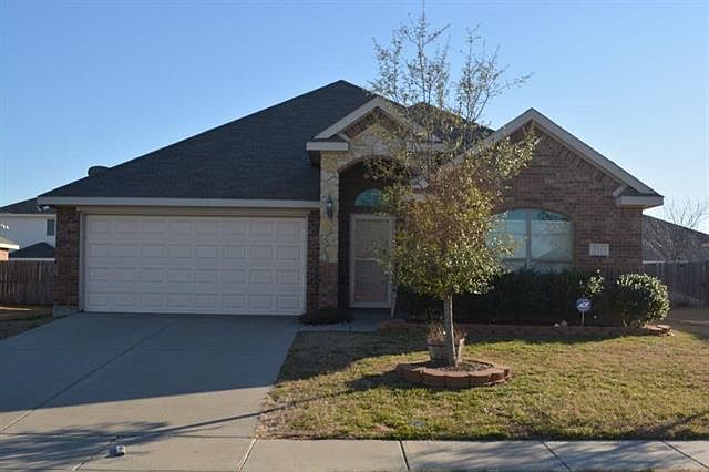 1st image of 210 Longhorn Dr
