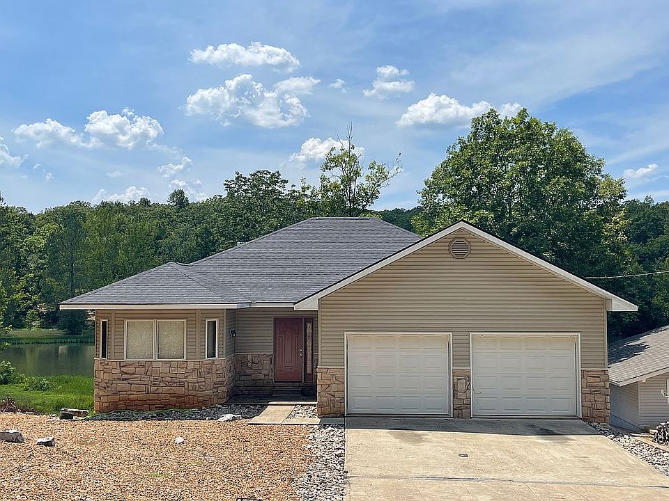 1st image of 254 E Lakeshore Dr