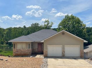 254 E Lakeshore Dr, Cherokee Village, AR 72529