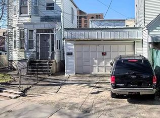 117 32nd St, Weehawken, NJ 07086