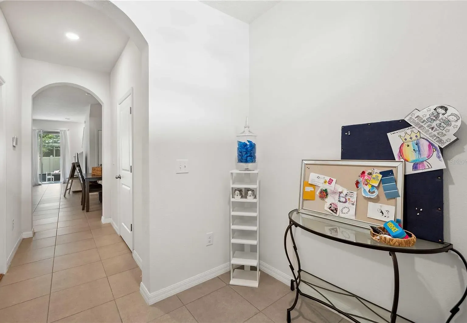 3 bed, 1673 sqft, $2,250 — Photo 3
