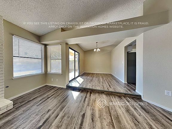 4th image of 4901 Evergreen Glen Dr