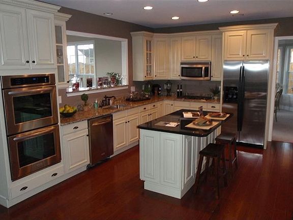 Gourmet Kitchen