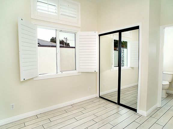 4th image of 13310 Glenoaks Blvd