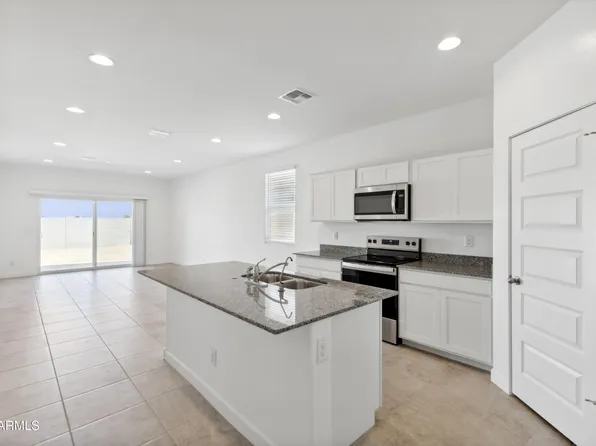 1331 W HESS Avenue, Coolidge, AZ 85128