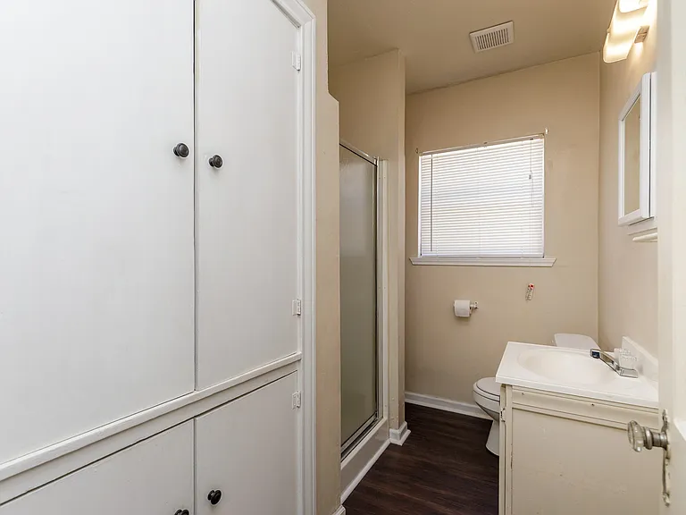 2822 Sarita St — Photo 11