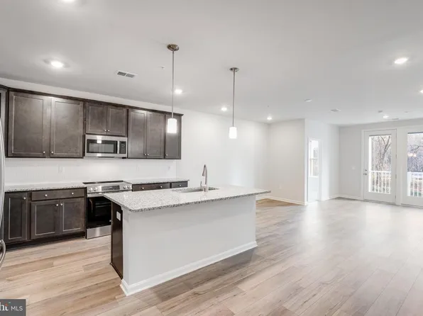 4003 Seaside Alder Rd #201, Rose Bowie, MD 20720