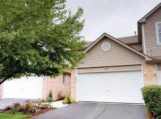 685 N Katherine Ln, Addison, IL 60101