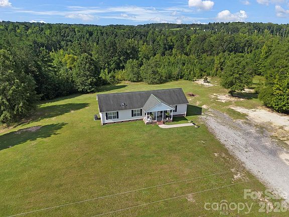 5th image of 1915 Beach Ln