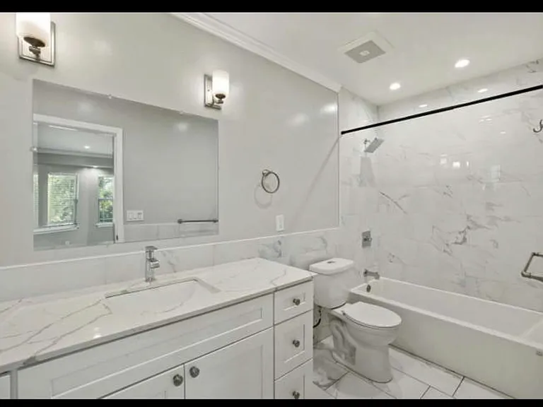 830 N Sierra Nevada St — Photo 8