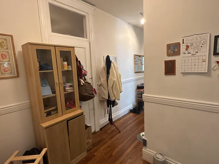 195 Strathmore Rd #4 — Photo 11