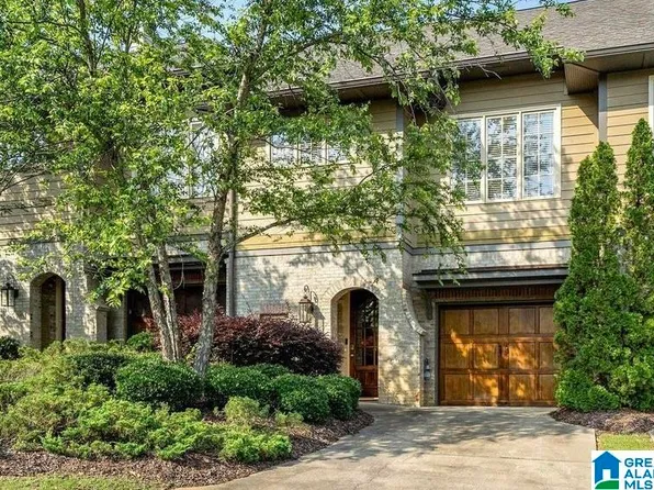 1015 Townes Ct, Birmingham, AL 35242