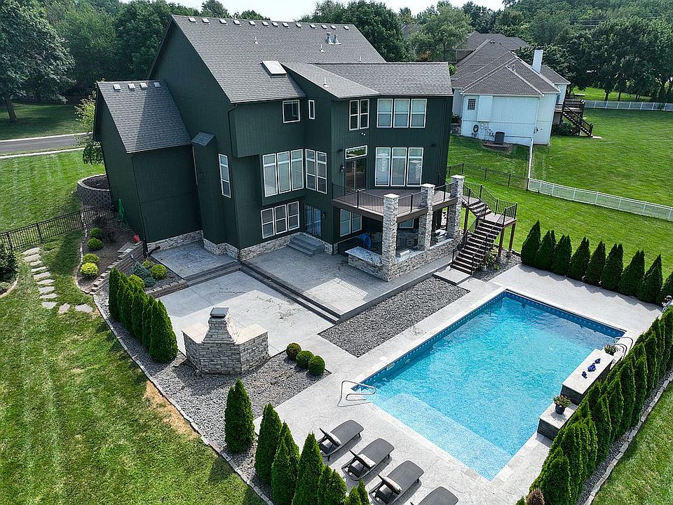 2315 NE Smokey Hill Dr, Lees Summit, MO 64086 | Zillow