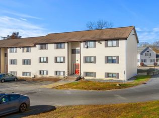 175 Willard St APT 26, Lowell, MA 01850