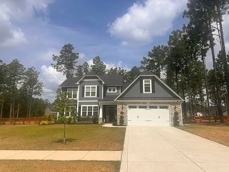 201 Thistleberry Dr — Photo 2