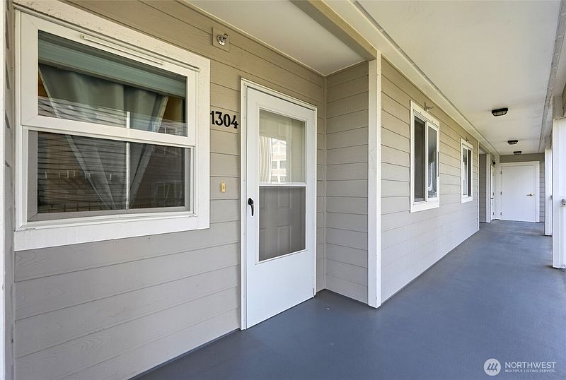2nd image of 1318 37th Street #1304