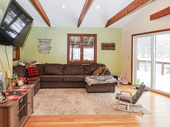 3rd image of 3 Beliveau Road