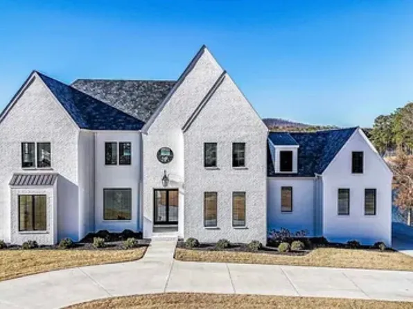 805 Goosepond Island Dr, Scottsboro, AL 35769