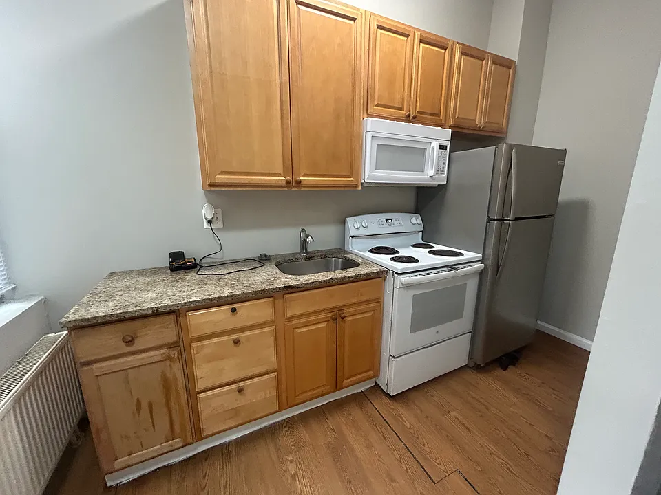 7331 W Chester Pike #31