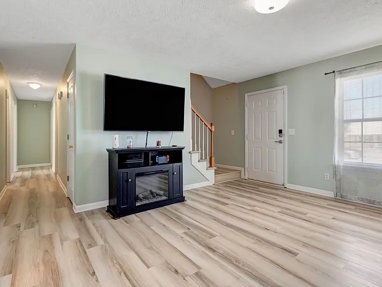 102 Fresca Ct — Photo 6