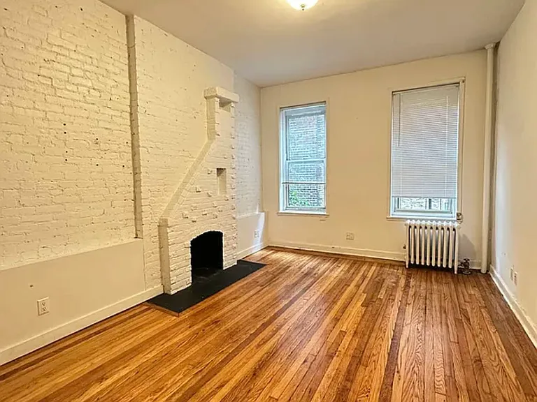 14 Jones St #2D — Photo 1