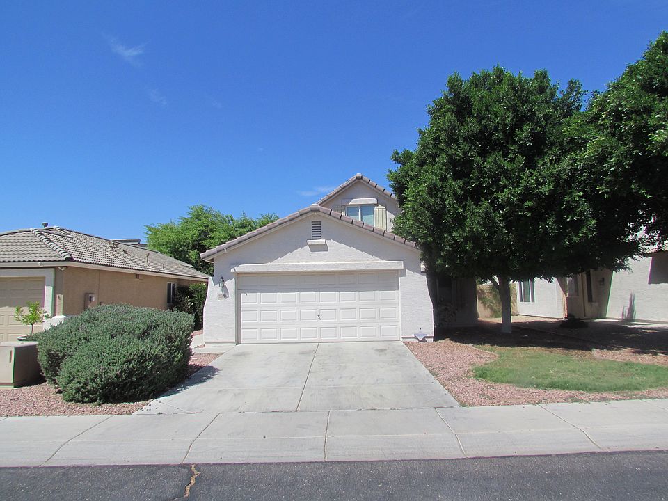 1st image of 3018 N 130th Ave
