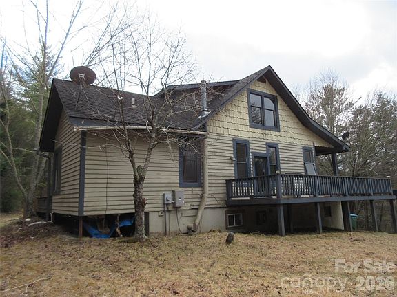3rd image of 373 Shumont Rd